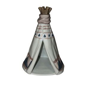House of Lloyd Christmas Around the World Native American TeePee Tent Vintage
